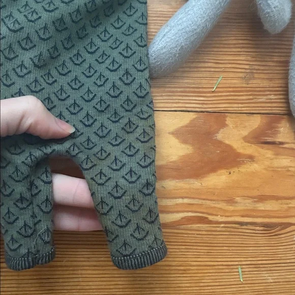 Hazel village Grace cat with outfit - Picture 9 of 9